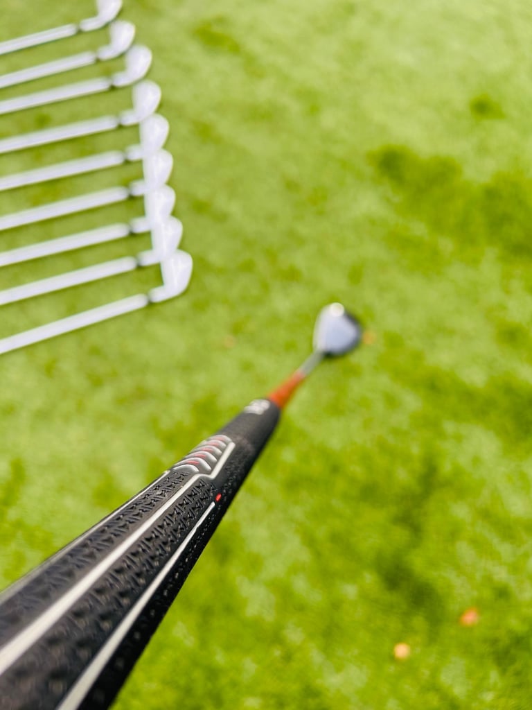 Mizuno Full Golf Set with Mizuno Pencil Bag and Ping Wood 