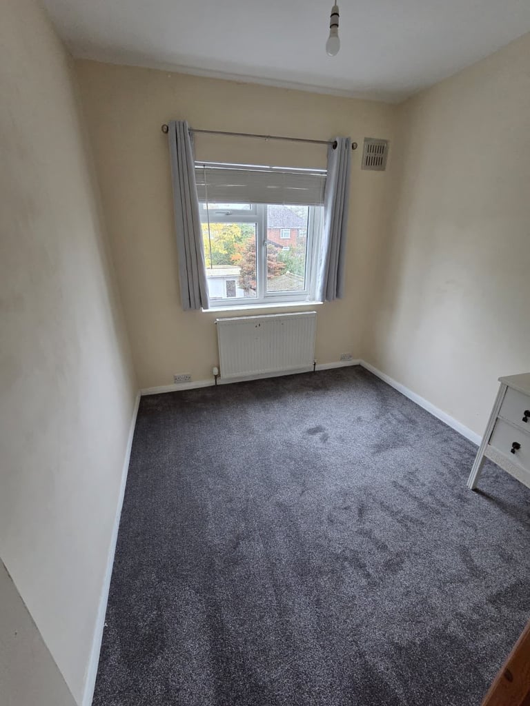 3 bed house Clifford rd Ruislip ha4 6pr