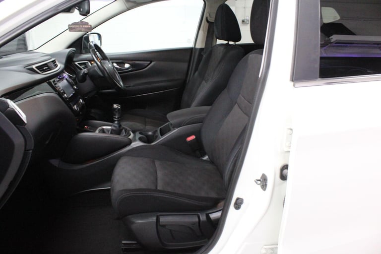2014 Nissan Qashqai 1.2 DIG-T n-tec+ 2WD Euro 5 (s/s) 5dr HATCHBACK Petrol Manual
