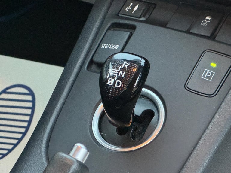 2015 Toyota Auris 1.8 VVT-h Icon Touring Sports CVT Euro 6 (s/s) 5dr ESTATE Petrol/Electric Hybri...