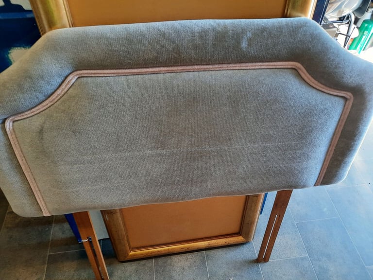 House Clearance, Car Boot Stock 