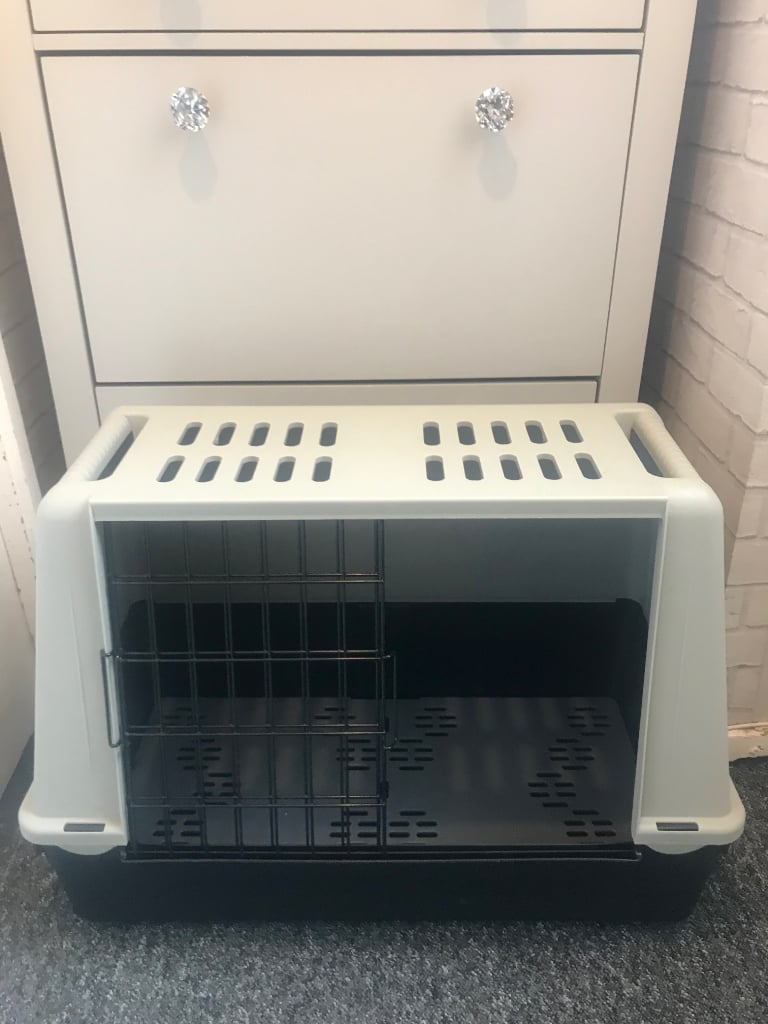 Dog Crate. Great condition. 