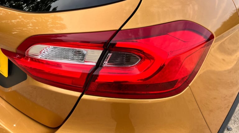 2020 Ford Fiesta 1.0T EcoBoost Active X Euro 6 (s/s) 5dr HATCHBACK Petrol Manual