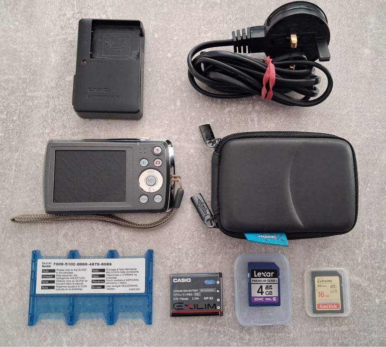 Casio Digital Camera Exilim EX-Z35 12.1MP Black C/W Case, Charger, Cards + More