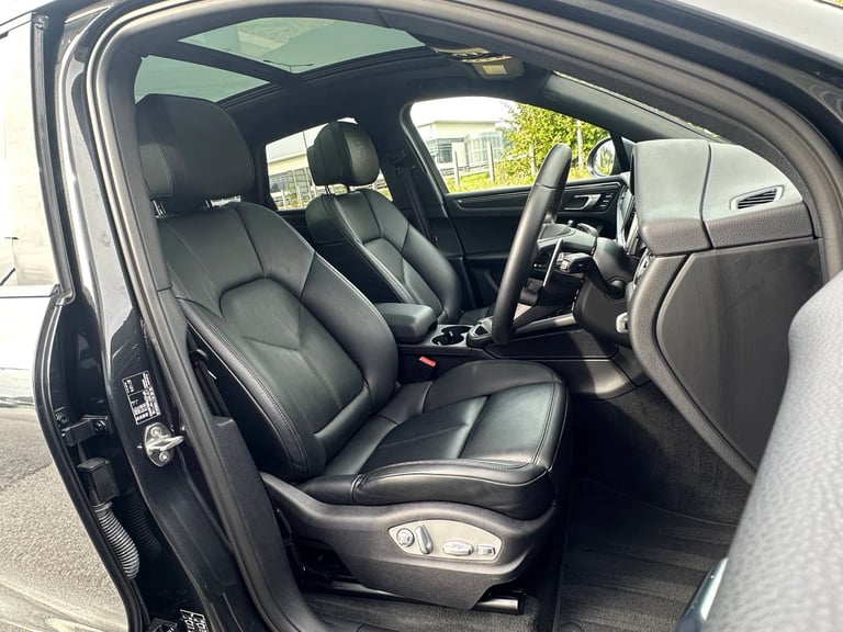 2024 Porsche Macan 5dr PDK SUV Petrol Automatic