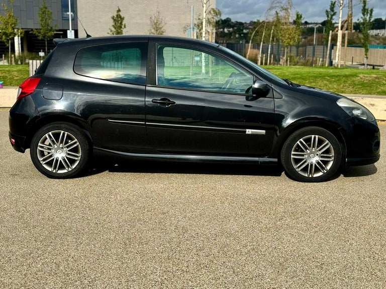 2009 Renault Clio 1.6 VVT 128 GT 3dr HATCHBACK PETROL Manual