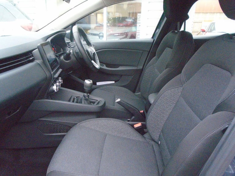 2022 Renault Clio 1.0 TCe Iconic Euro 6 (s/s) 5dr HATCHBACK Petrol Manual