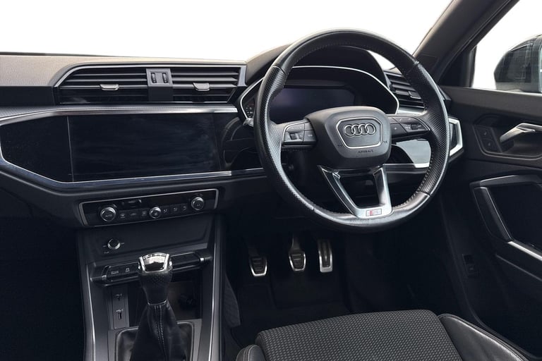 2019 Audi Q3 1.5 TFSI CoD 35 S line Euro 6 (s/s) 5dr SUV PETROL Manual