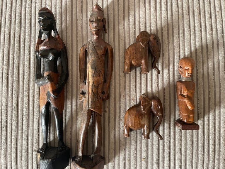 Wooden figures FREE must be collected today 