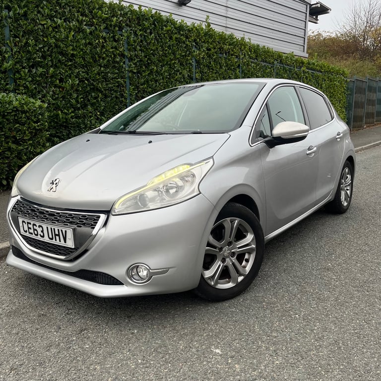 2013 63 PEUGEOT 208 1.4 HDI ALLURE £20 ROAD TAX