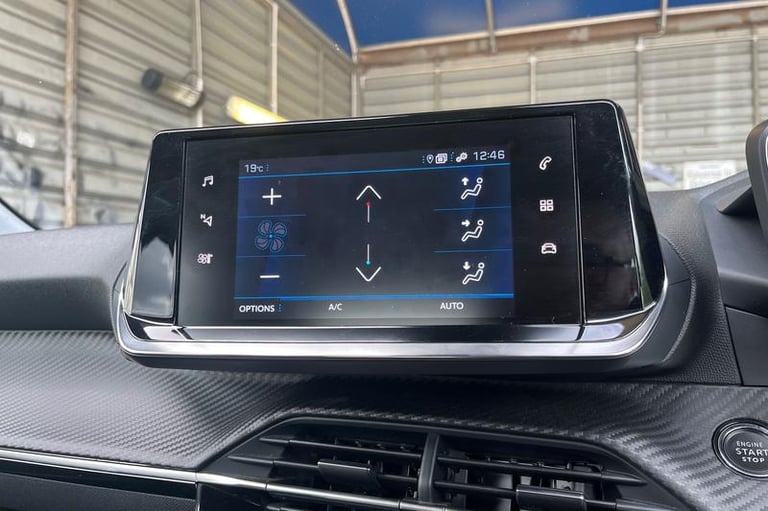 2023 Peugeot 208 1.2 PureTech 100 Allure Premium + 5dr HATCHBACK PETROL Manual