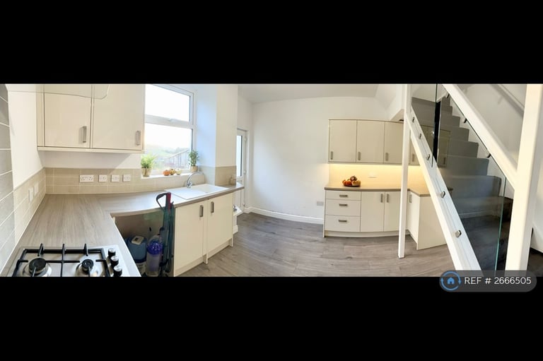 3 bedroom house in Regent Street, Padfield, Glossop, SK13 (3 bed) (#2666505)