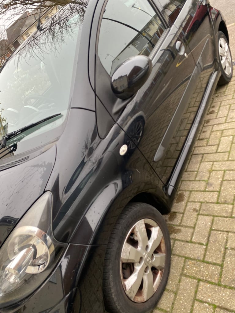 Toyota, AYGO, Hatchback, 2013, Semi-Auto, 998 (cc), 5 doors