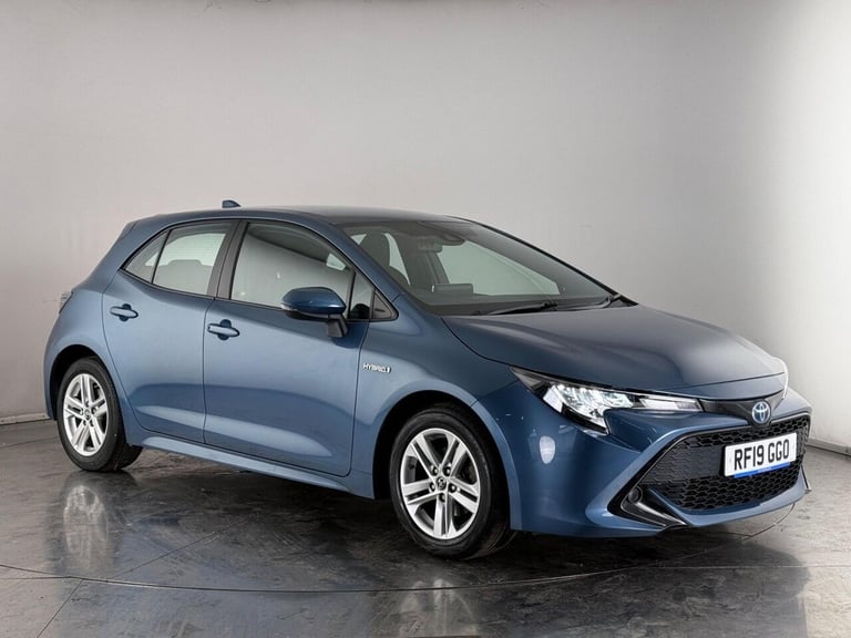 image for 2019 Toyota Corolla 1.8 VVT-h Icon CVT Euro 6 (s/s) 5dr Hatchback PETROL/ELECTRIC Automatic