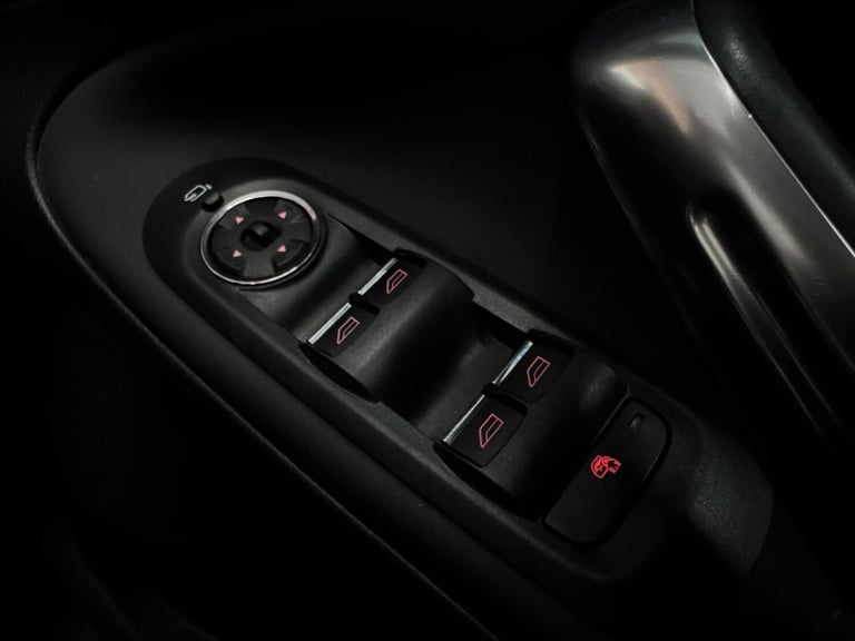 2014 Ford S-Max 2.2 TDCi Titanium X Sport Auto Euro 5 5dr MPV Diesel Automatic