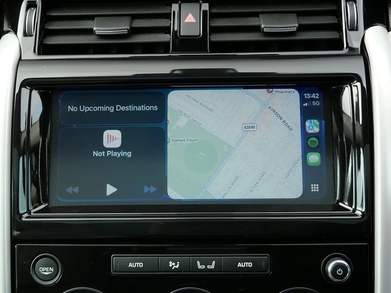 2017 Land Rover Discovery 3.0 TD6 HSE 5dr Auto ESTATE DIESEL Automatic