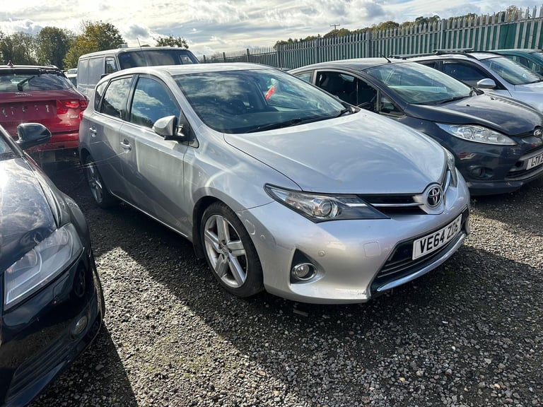 2014 TOYOTA AVENSIS BREAKING SPARES PARTS