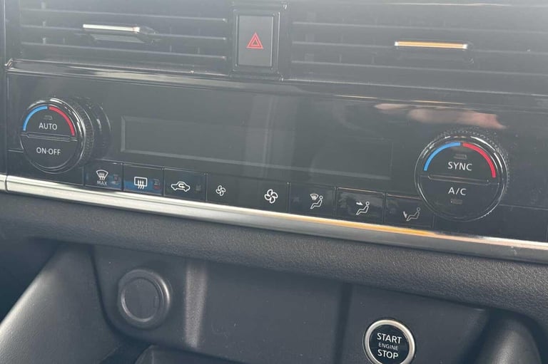 2022 Nissan Qashqai 1.3 DiG-T MH 158 N-Connecta 5dr Xtronic HATCHBACK Petrol/Electric Hybrid Auto...