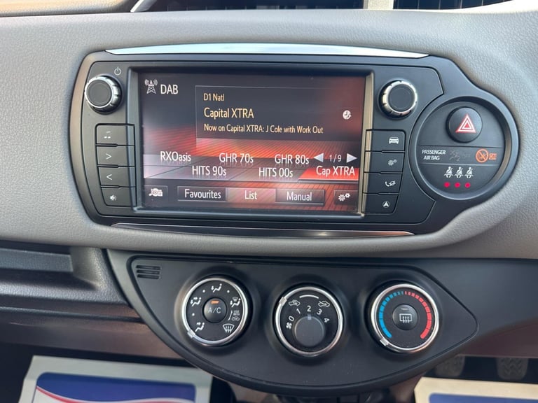 2016 Toyota Yaris 1.33 Dual VVT-i Icon Euro 6 5dr HATCHBACK Petrol Manual