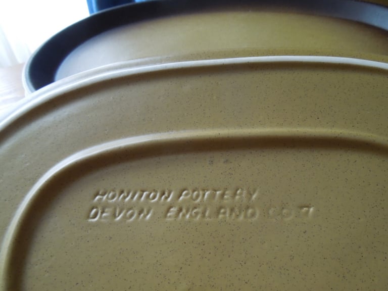Honiton pottery