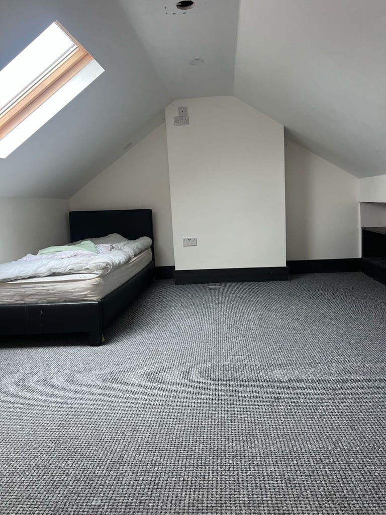 House 3 bed close to royal Preston hospital
