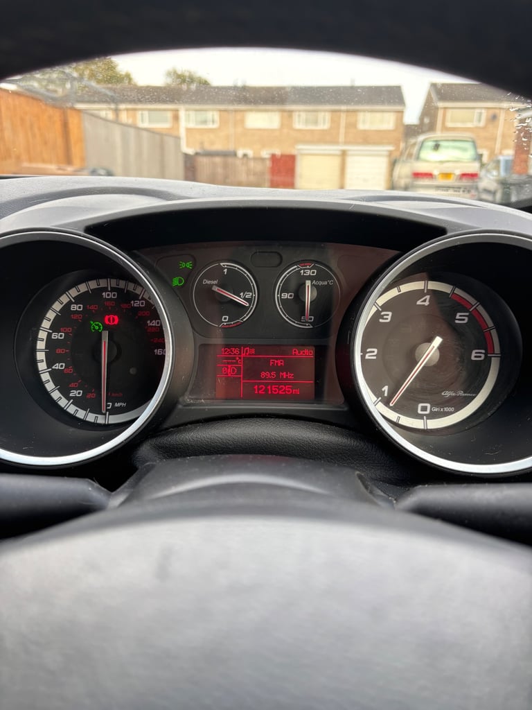 Alfa Romeo, GIULIETTA, Hatchback, 2013, Manual, 1598 (cc), 5 doors