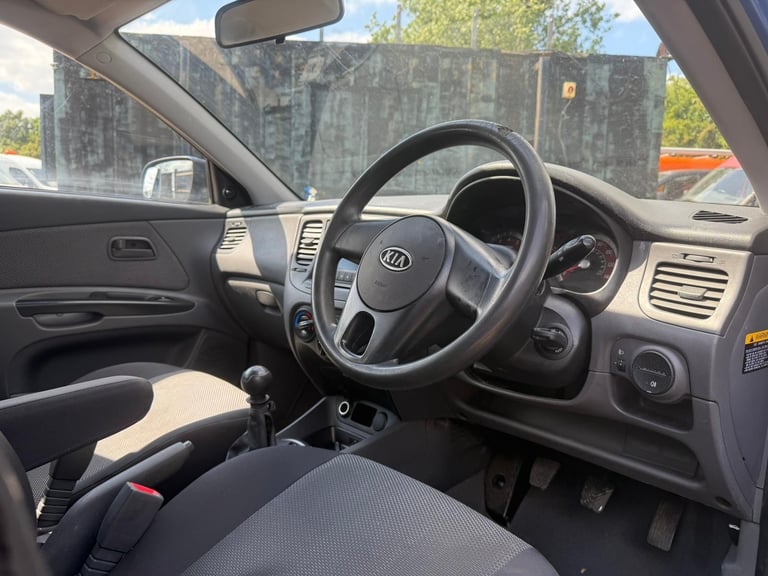 2010 KIA RIO 1.4 Strike 5dr - Image 9