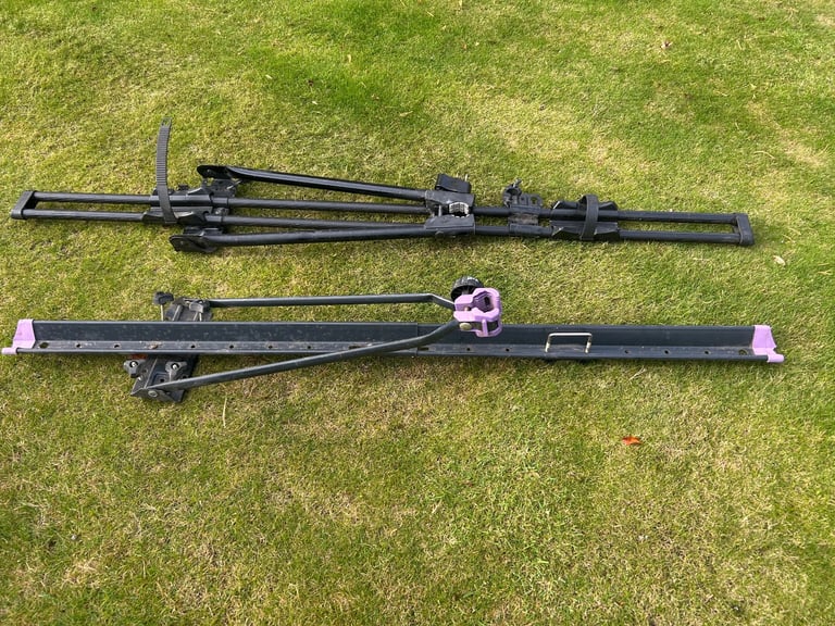 Thule car roof bike rack