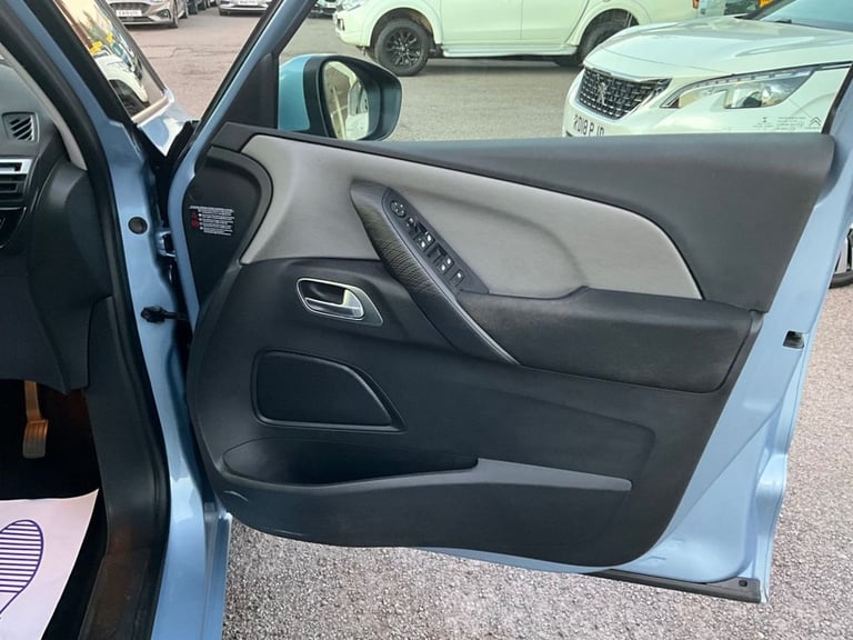 2014 Citroen C4 Picasso 1.6 e-HDi 115 Airdream Exclusive 5dr ETG6 MPV DIESEL Automatic