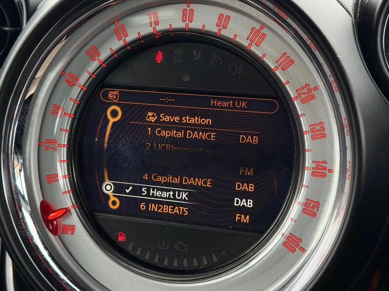 MINI COUNTRYMAN 1.6 Cooper D Euro 5 (s/s) 5dr 2014