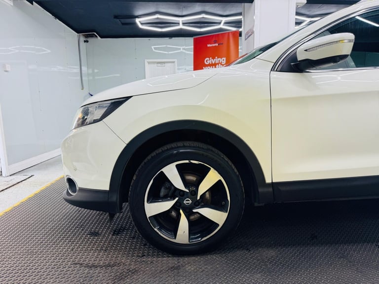 2015 Nissan Qashqai 1.5 dCi n-tec 2WD Euro 5 (s/s) 5dr HATCHBACK Diesel Manual
