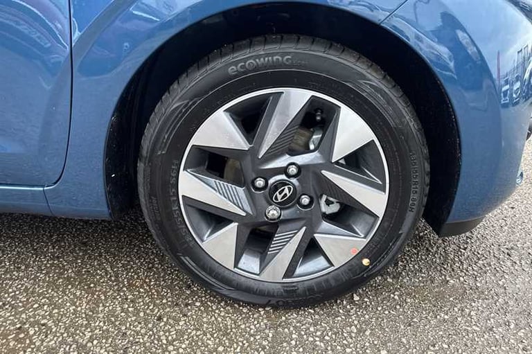 2025 Hyundai i10 1.2 Advance Hatchback 5dr Petrol Auto Euro 6 (s/s) (79 ps) Hatchback Petrol Auto...
