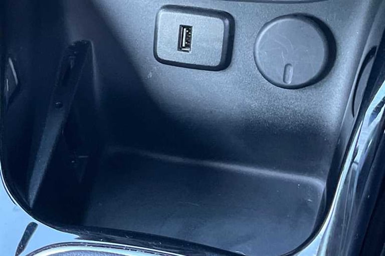 2016 Vauxhall Corsa 1.4 ecoFLEX SE 5dr HATCHBACK PETROL Manual