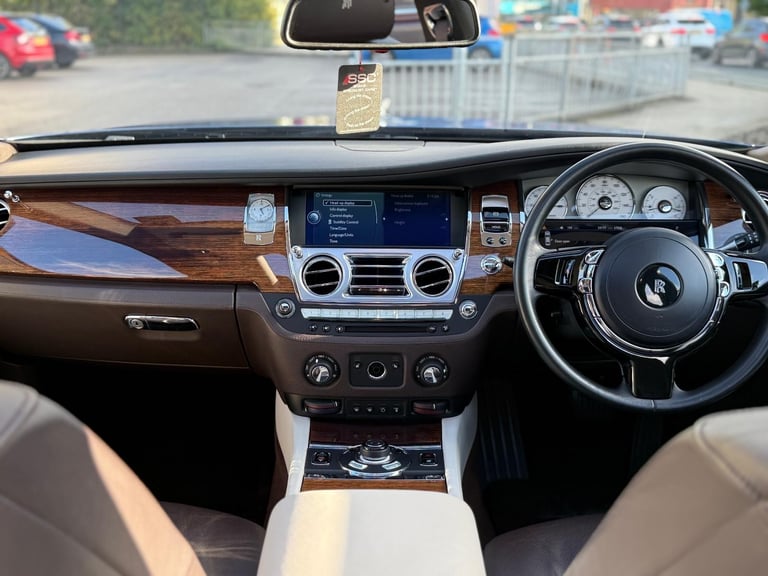 Rolls-Royce Ghost 6.6 V12 Auto Euro 5 4dr