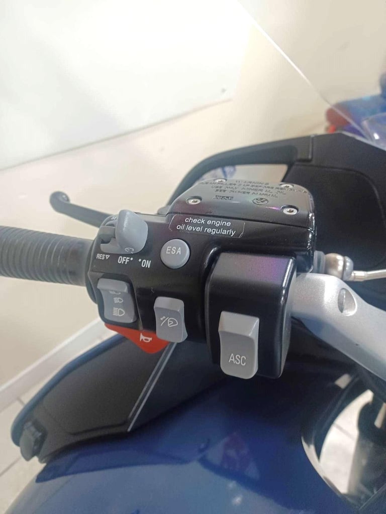 BMW R 1200RT  SUPER TOURER  090-REG ONLY 21K STUNNING £4999.OTR