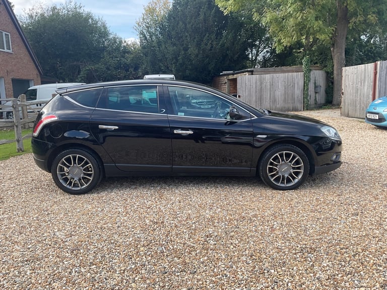 2011 Chrysler Delta 1.6 M-Jet SR 5dr HATCHBACK DIESEL Manual