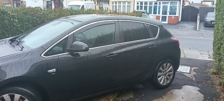 Vauxhall, ASTRA, Hatchback, 2015, Manual, 1956 (cc), 5 doors