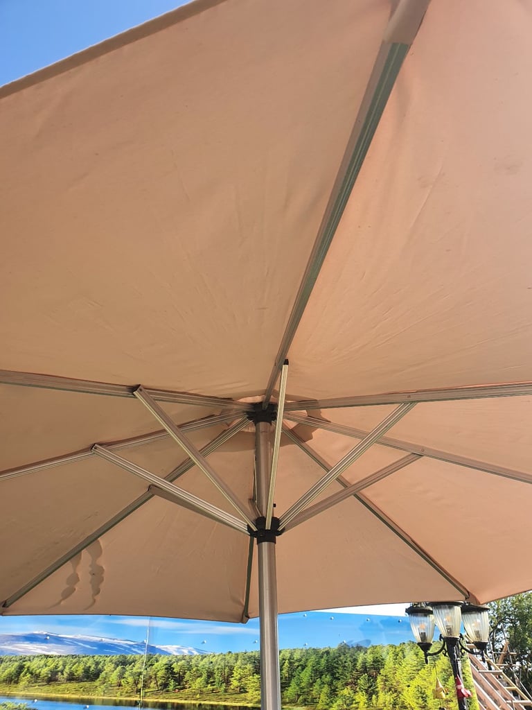 Patio umbrella/marble base