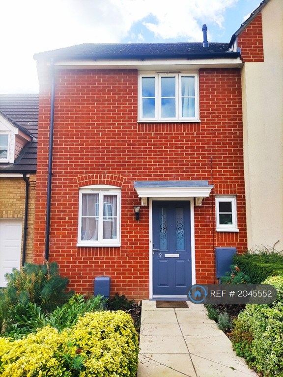 2 bedroom house in Brambling Close, Stowmarket, IP14 (2 bed) (#2045552)