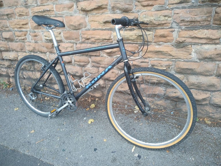 Kona Fire Mountain Race Light, Project 2 Vintage Retro Mountain Bike