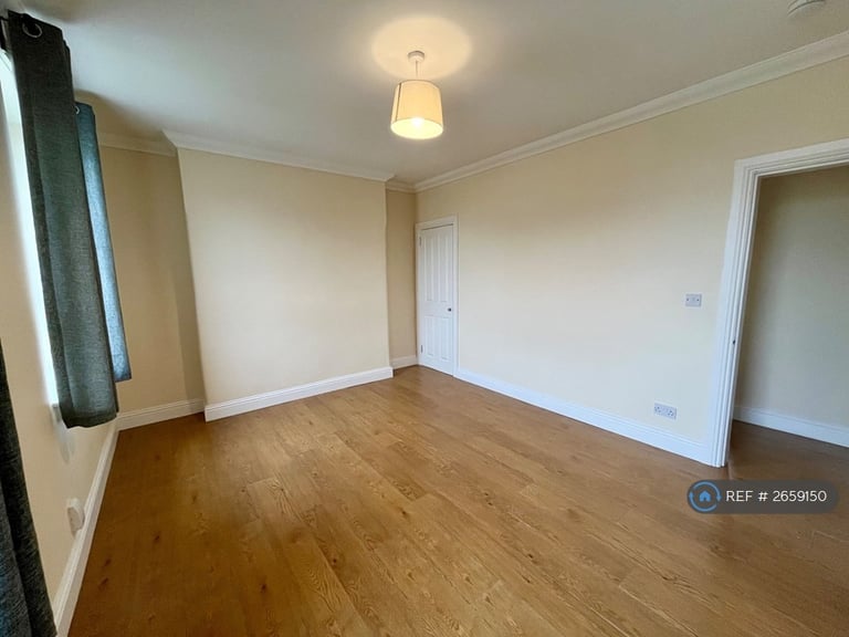 2 bedroom flat in Craigentinny Road, Edinburgh, EH7 (2 bed) (#2659150)