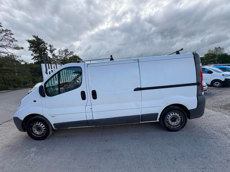 2010 Vauxhall Vivaro Vivaro  2900 CDTI LWB Panel Van DIESEL Manual