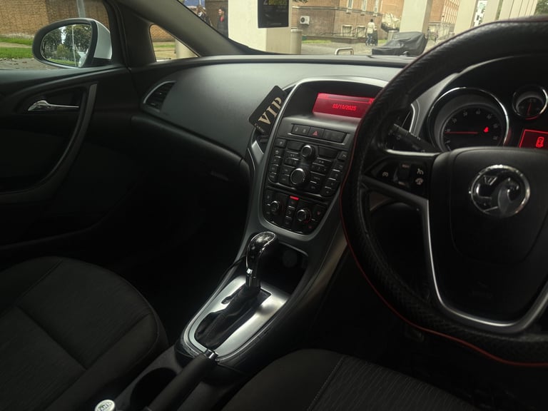2015 Vauxhall Astra AUTOMATIC GTC SPORT 1.4t 