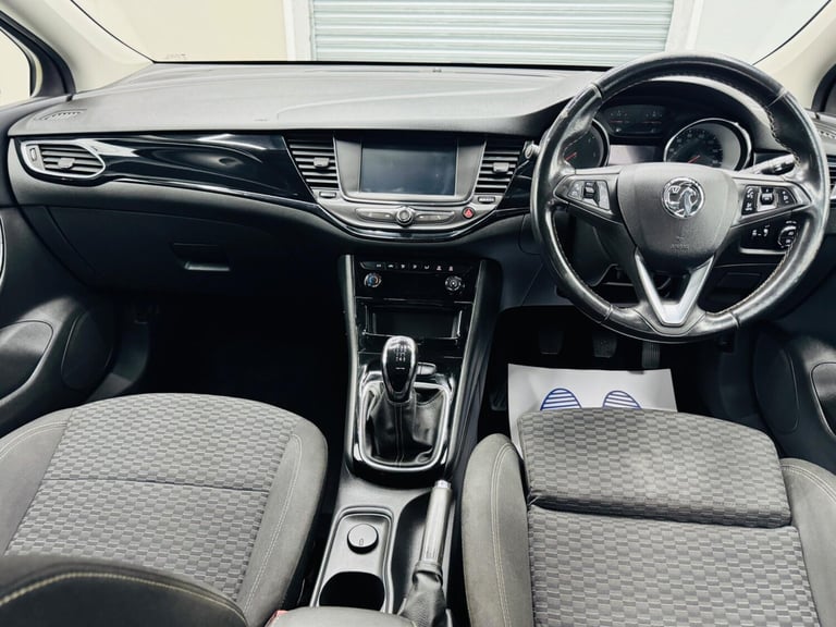 2018 Vauxhall Astra 1.6 CDTi BlueInjection SRi Euro 6 (s/s) 5dr HATCHBACK Diesel Manual