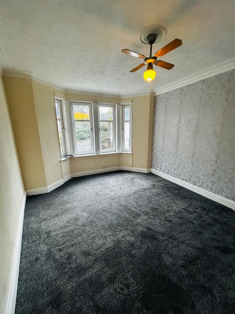 image for 🏡 Beautifully Refurbished 2 Bedroom Flat – High Street, Kirkintilloch