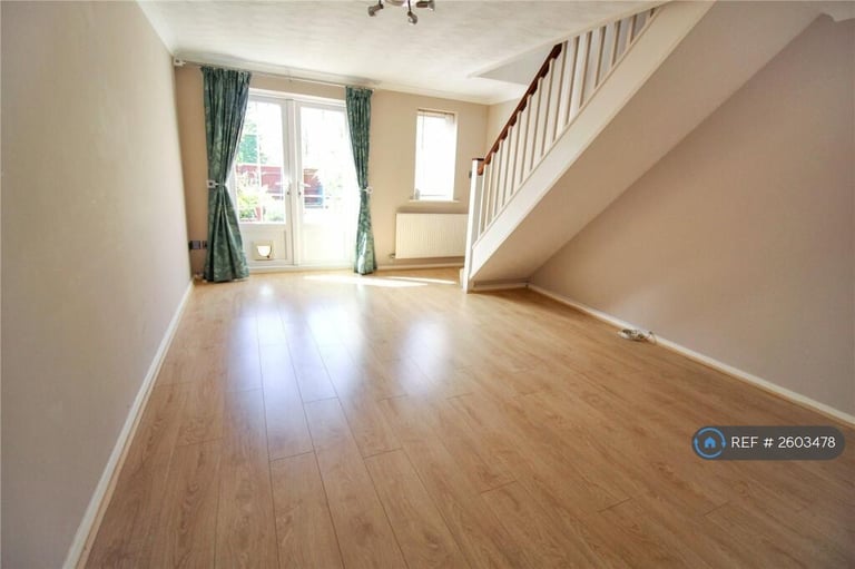 2 bedroom house in Gamekeepers Close, Swindon, SN25 (2 bed) (#2603478)