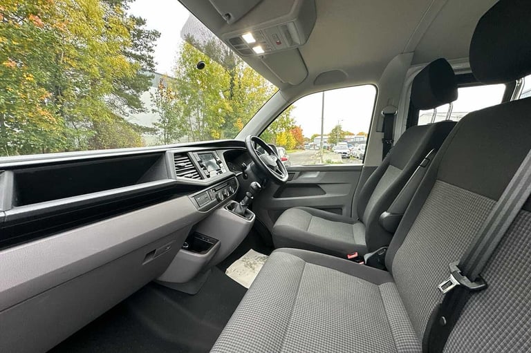 2024 Volkswagen Transporter 2.0 TDI 110 Startline Kombi Van Combi Van Diesel Manual