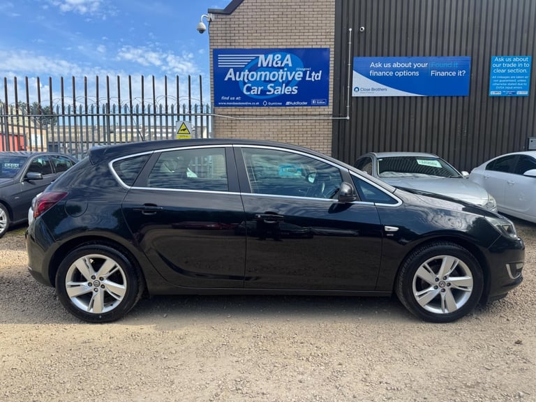 2013 Vauxhall Astra 1.4 16v SRi Euro 5 5dr HATCHBACK Petrol Manual