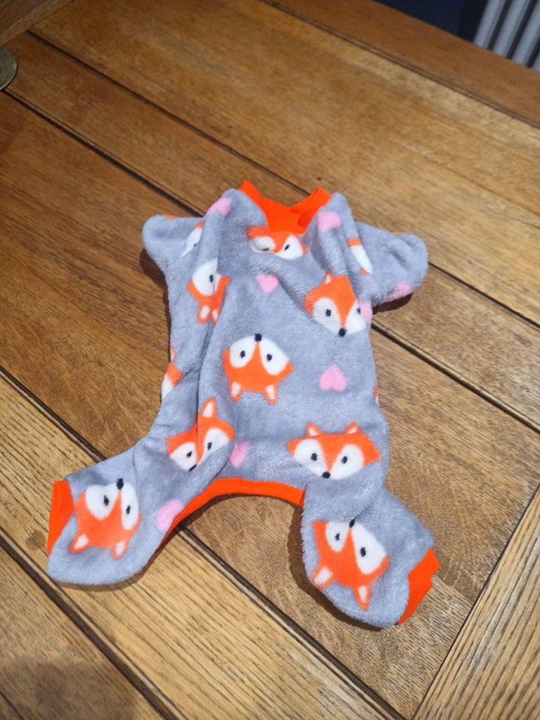 Fleece Dog Pyjamas (32cm from neck to tail).
