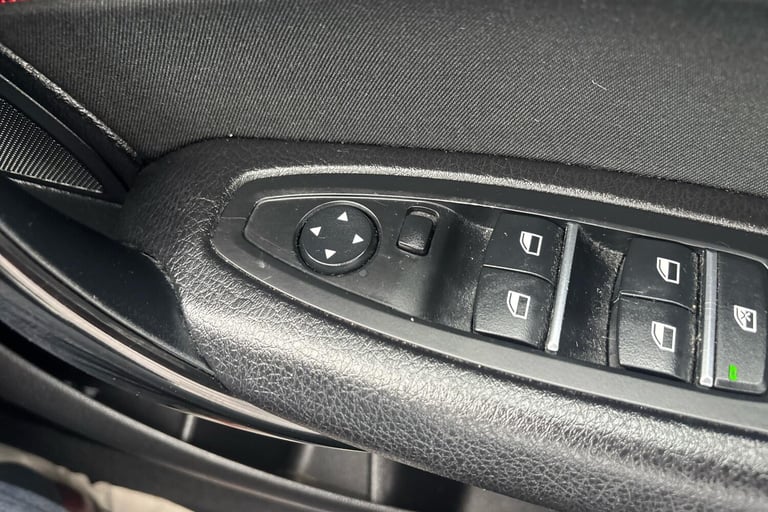  BMW 1 Series 5 Door 1.5 118i Sport Hatchback 5dr Petrol Manual Euro 6 s/s 136